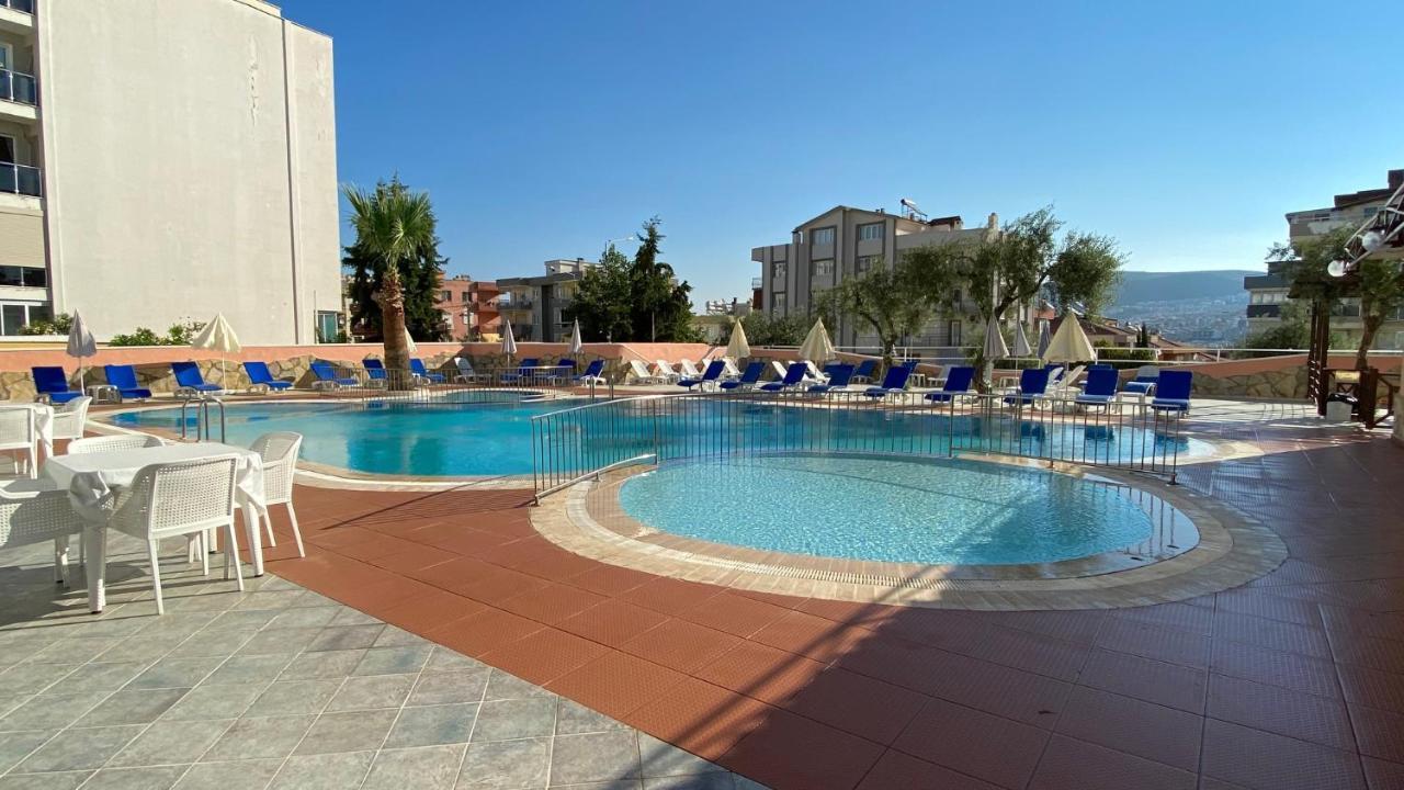Oya Family Hotel apartamentowy Kusadası